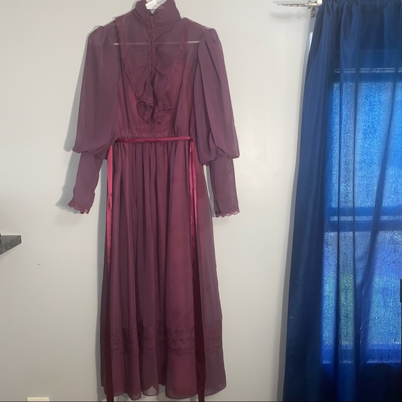 One of a Kind Vintage Victorian Style Dress! - Picture 3 of 8